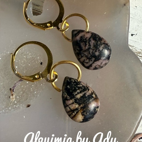 Raindrops Gold and Pink rhodonite Stone Earrings - Picture 1 of 1
